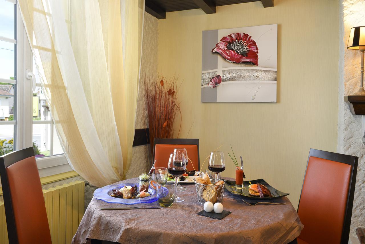 Logis Hotels Restaurant Le Dauphin Сальбри Экстерьер фото